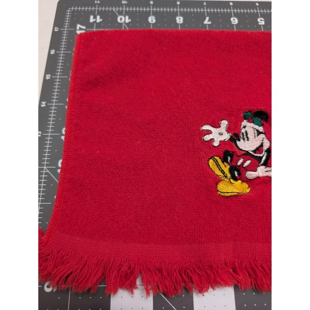 Mickey and co Christmas Mickey‎ Holiday towel & washcloth embroidered fringe